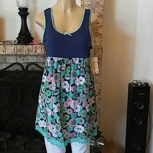 True colors Sleepwear top